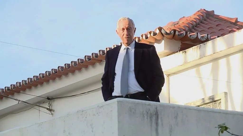 Marcelo renova estado de emergência e aconselha que “não haja ilusões” quanto à vacinação