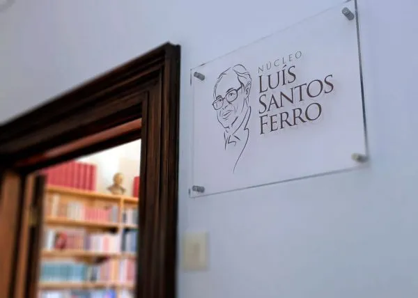 Espólio Queirosiano de Luís Santos Ferro integrado na Fundação Eça de Queiroz