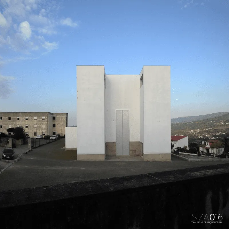 Adro da Igreja de Santa Maria de Marco de Canaveses recebe Mercado de Natal