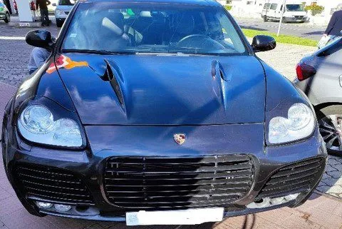 Detido em Vila Praia de Âncora por perseguir e roubar Porsche da ex-mulher que vivia em Amarante