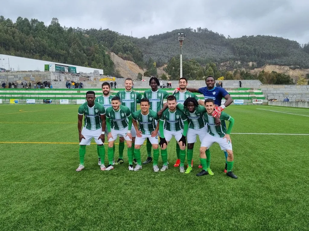 S. Lourenço do Douro goleia GDC Ferreira e volta às vitórias