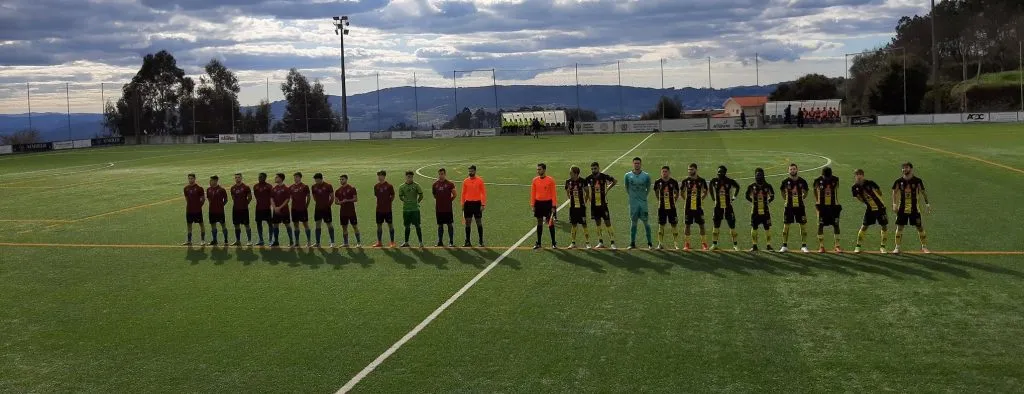 Vila Caiz goleia FC Felgueiras B