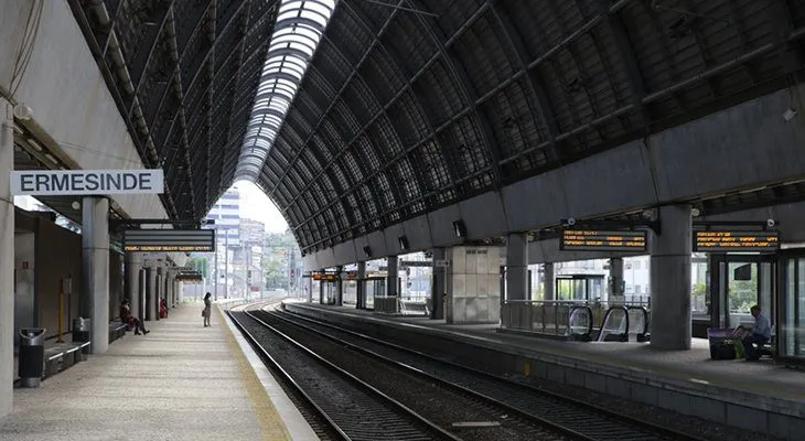 Alargamento da linha entre Ermesinde e Contumil em 2024 com “vista” para o Vale do Sousa