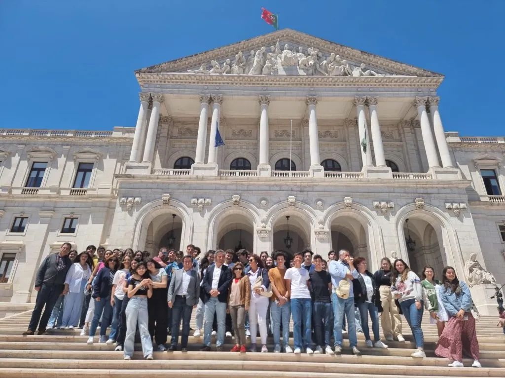 Alunos de Baião visitaram a Assembleia da República