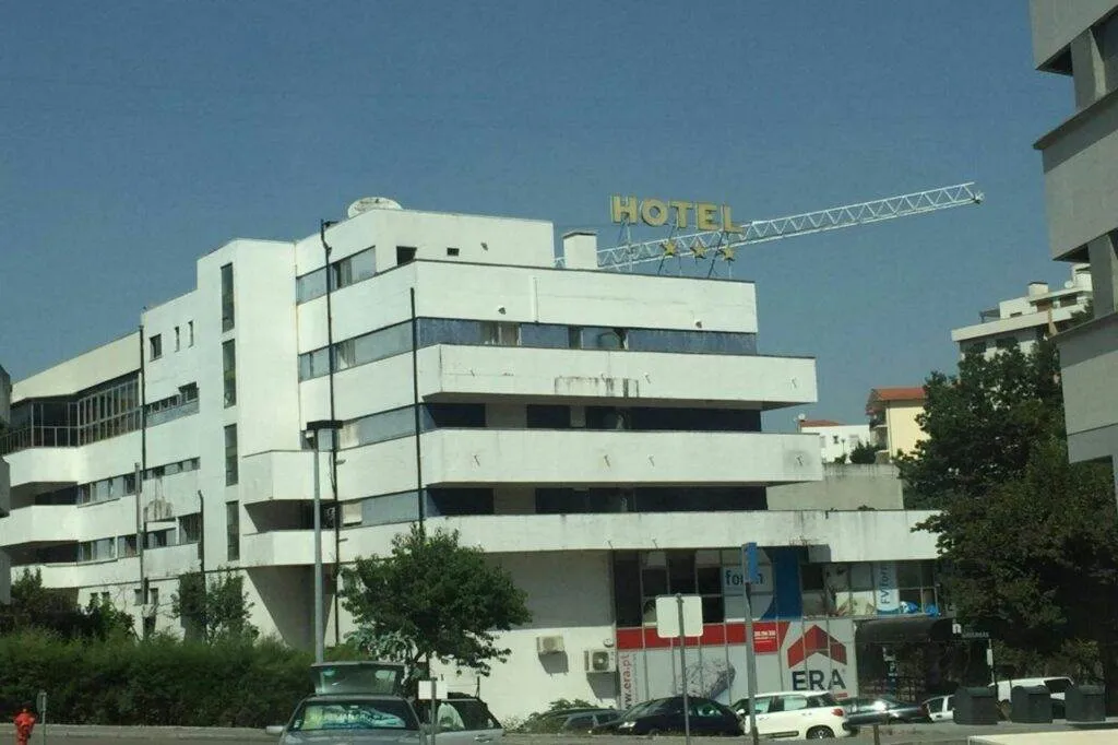 Dentista de Amarante praticava atos de psicologia no consultório dentista