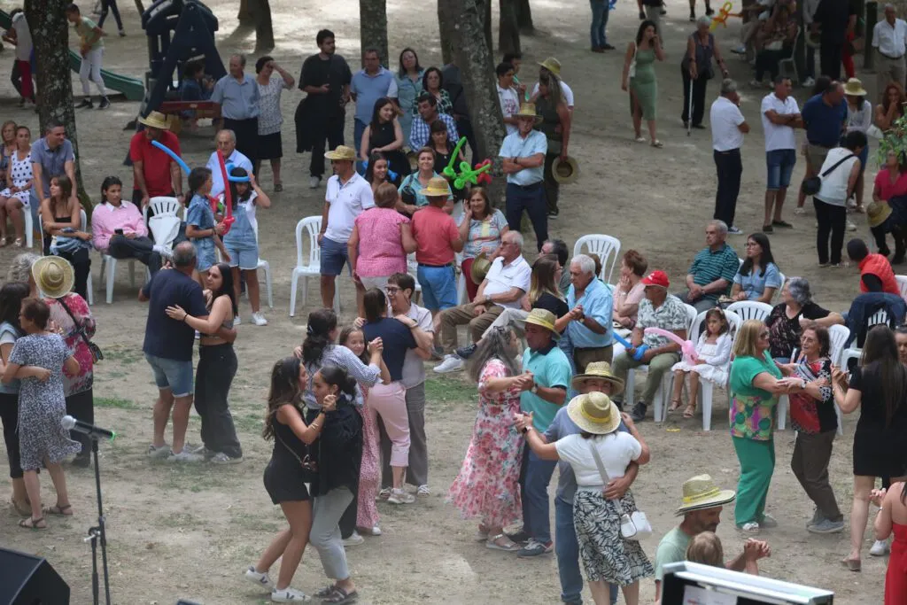 Emigrantes de Baião confraternizaram em Ancêde