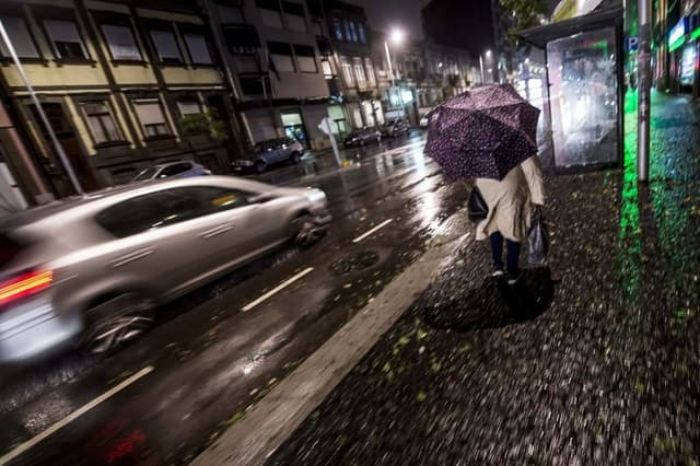 Chuva regressa esta terça-feira
