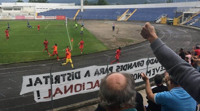 Marco bate Oliveira do Douro e mantém-se na luta pela subida ao CdP
