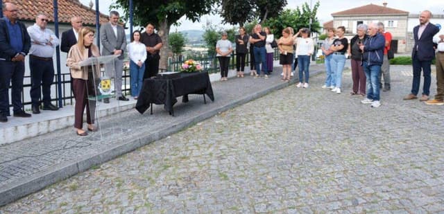 Reparação de estrada leva água e saneamento a Banho e Carvalhosa 