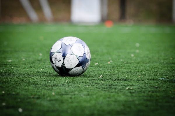 Futebol. Resultados 1ª e 2ª Divisões AFP